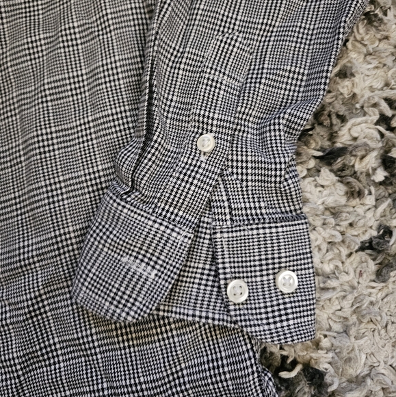 Kids Tommy Hilfiger Button Down Longsleeve Shirt Size 14 - Picture 4 of 4